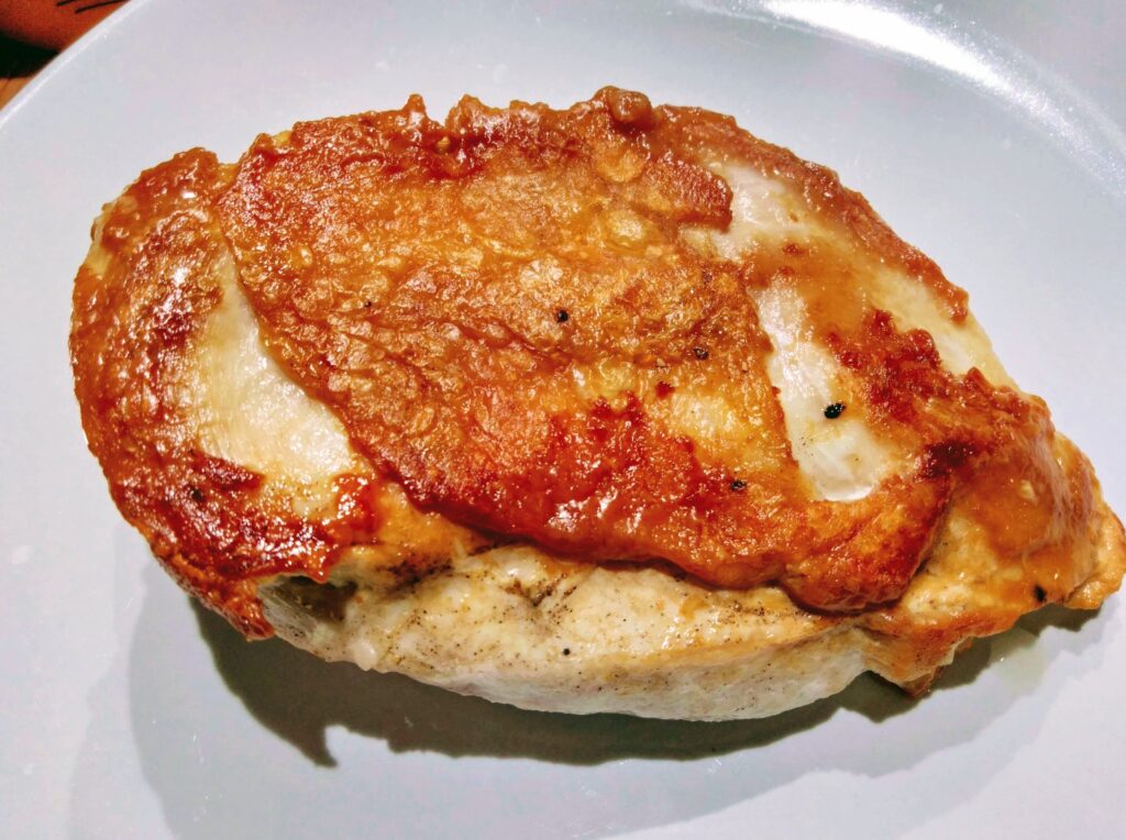 鶏胸肉のステーキ｜塩味黄金比1％で作る簡単レシピ